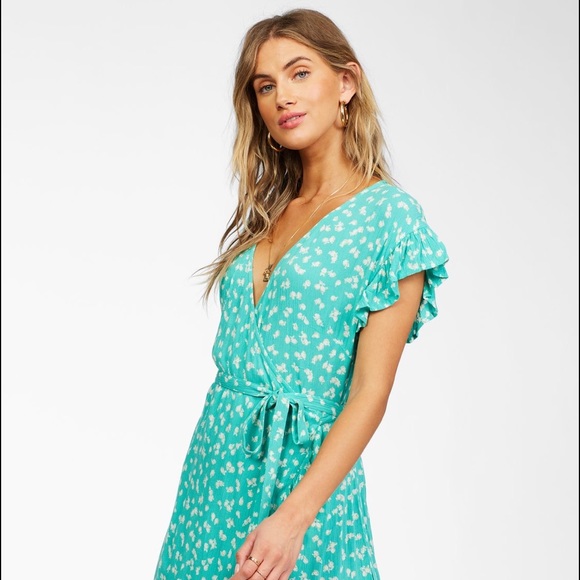 🔆BILLABONG🔆WRAP AND ROLL DRESS - Picture 3 of 15